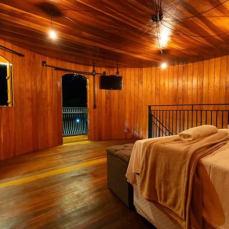Pousada Cachoeira Paraiso Pirenópolis エクステリア 写真